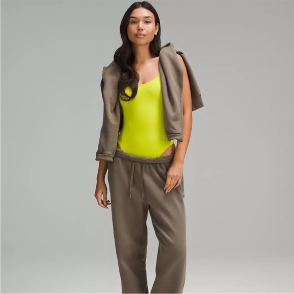 Wundermost Ultra-Soft Nulu Square-Neck Sleeveless Bodysuit - Picture 2 of 6